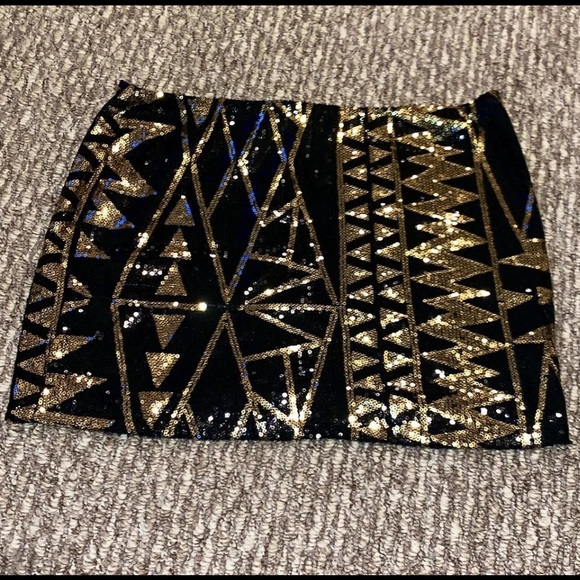 Sequin Mini Skirt - Picture 1 of 3